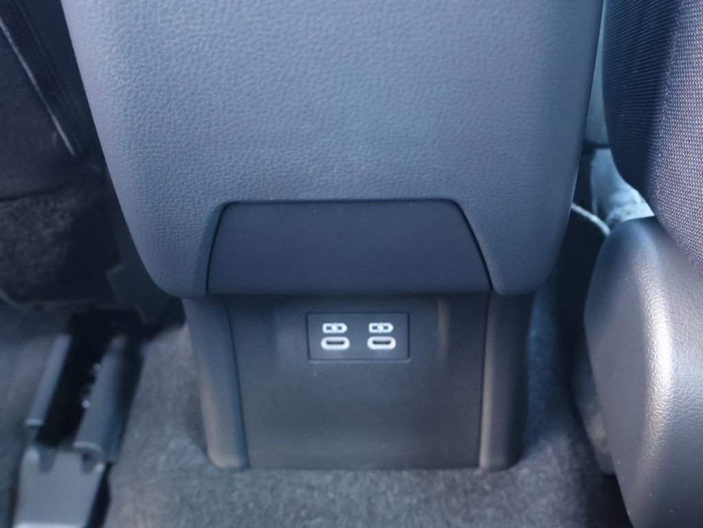 New 2026 Toyota Prius LE image 25