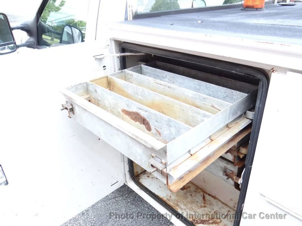 Used 2004 Ford F350 2WD Regular Cab Super Duty image 35
