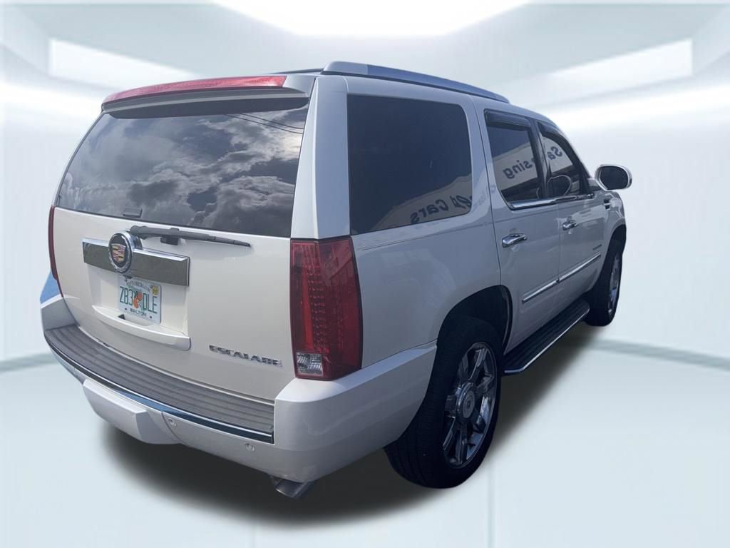 Used 2013 Cadillac Escalade Luxury RWD image 11