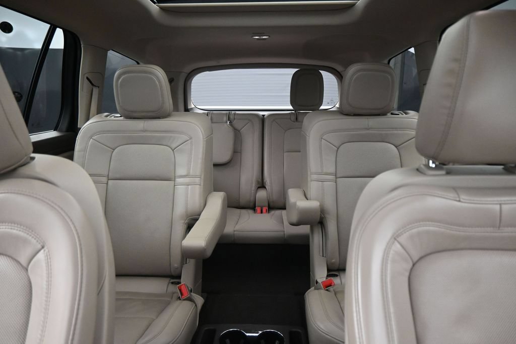 Used 2021 Lincoln Aviator Reserve w/ Equipment Group 201A AWD/4WD image 26