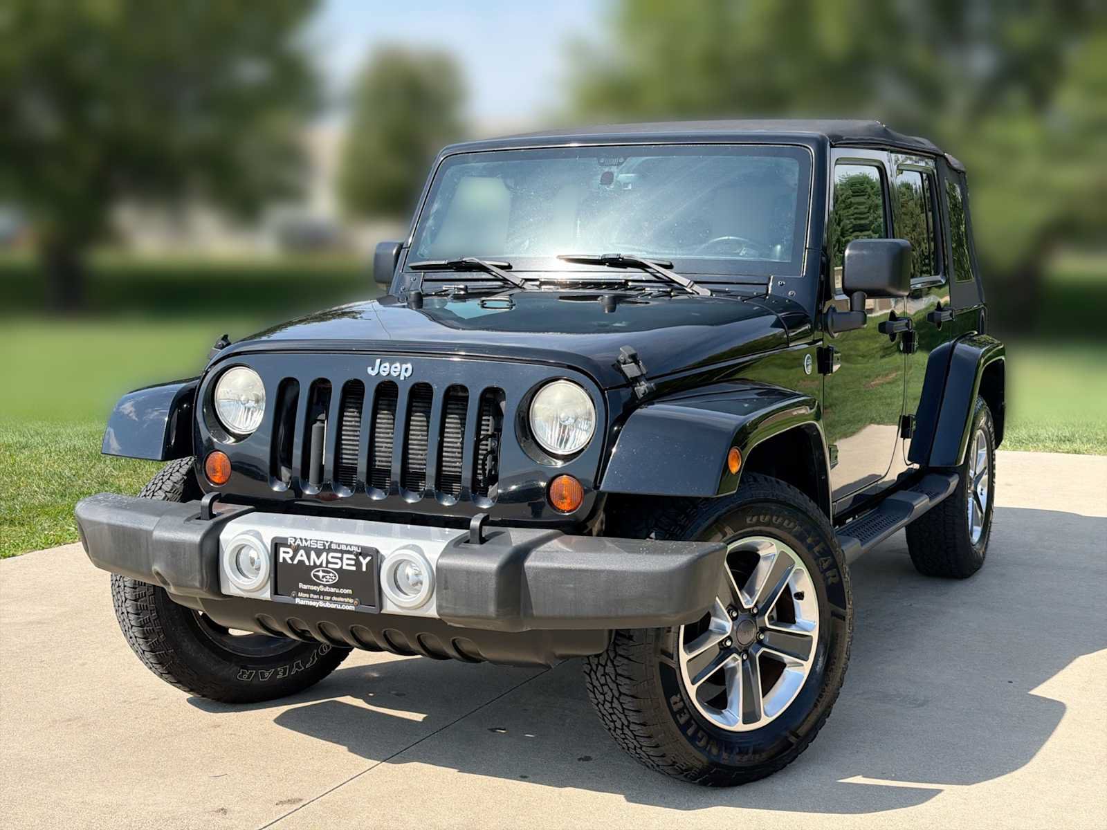 Used 2013 Jeep Wrangler Unlimited Sahara w/ Connectivity Group