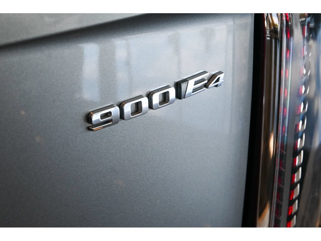 New 2026 Cadillac Vistiq Premium Luxury AWD/4WD image 45