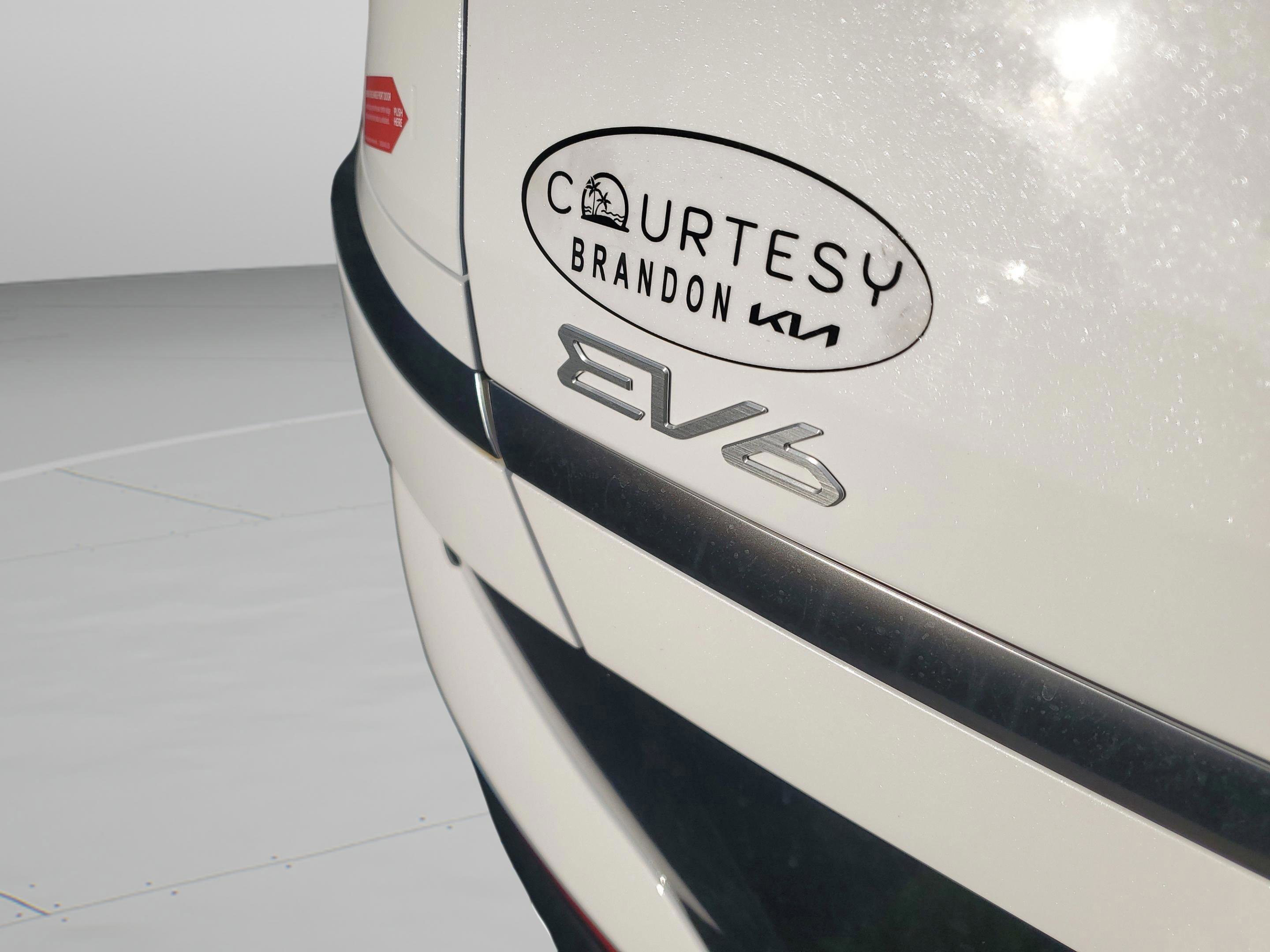 New 2025 Kia EV6 Wind image 28