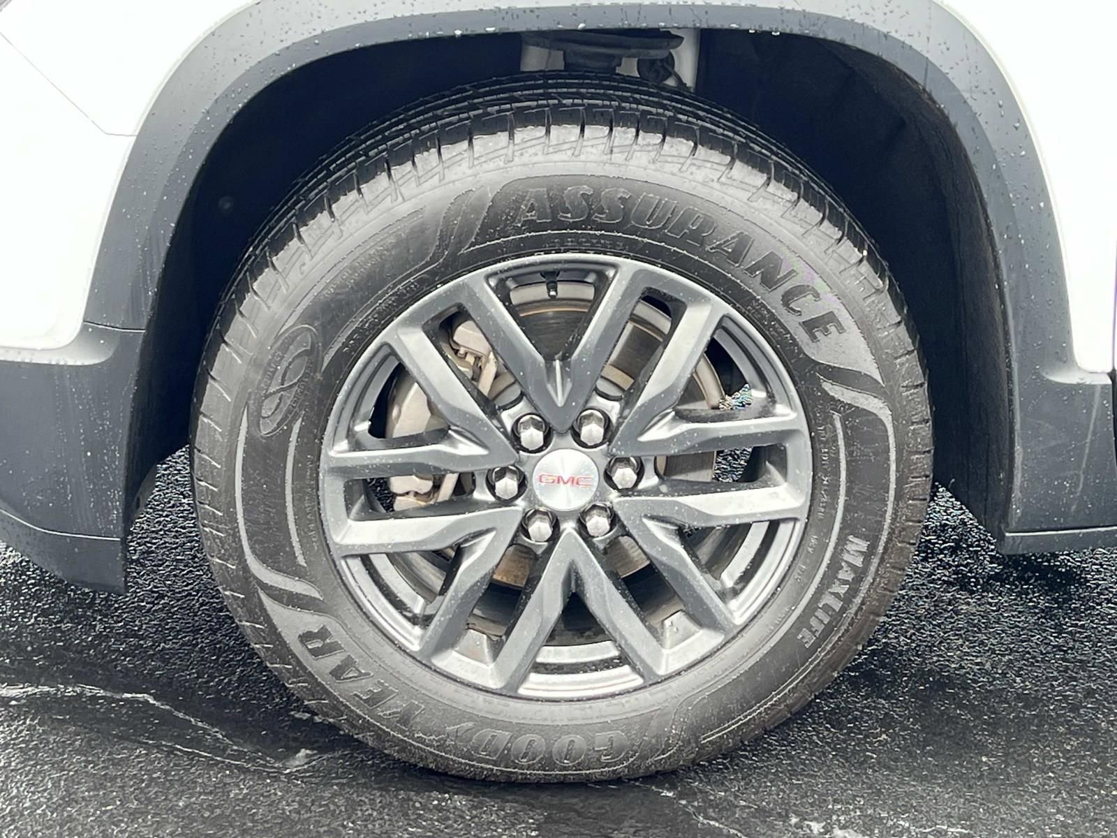 Used 2019 GMC Acadia SLT image 12