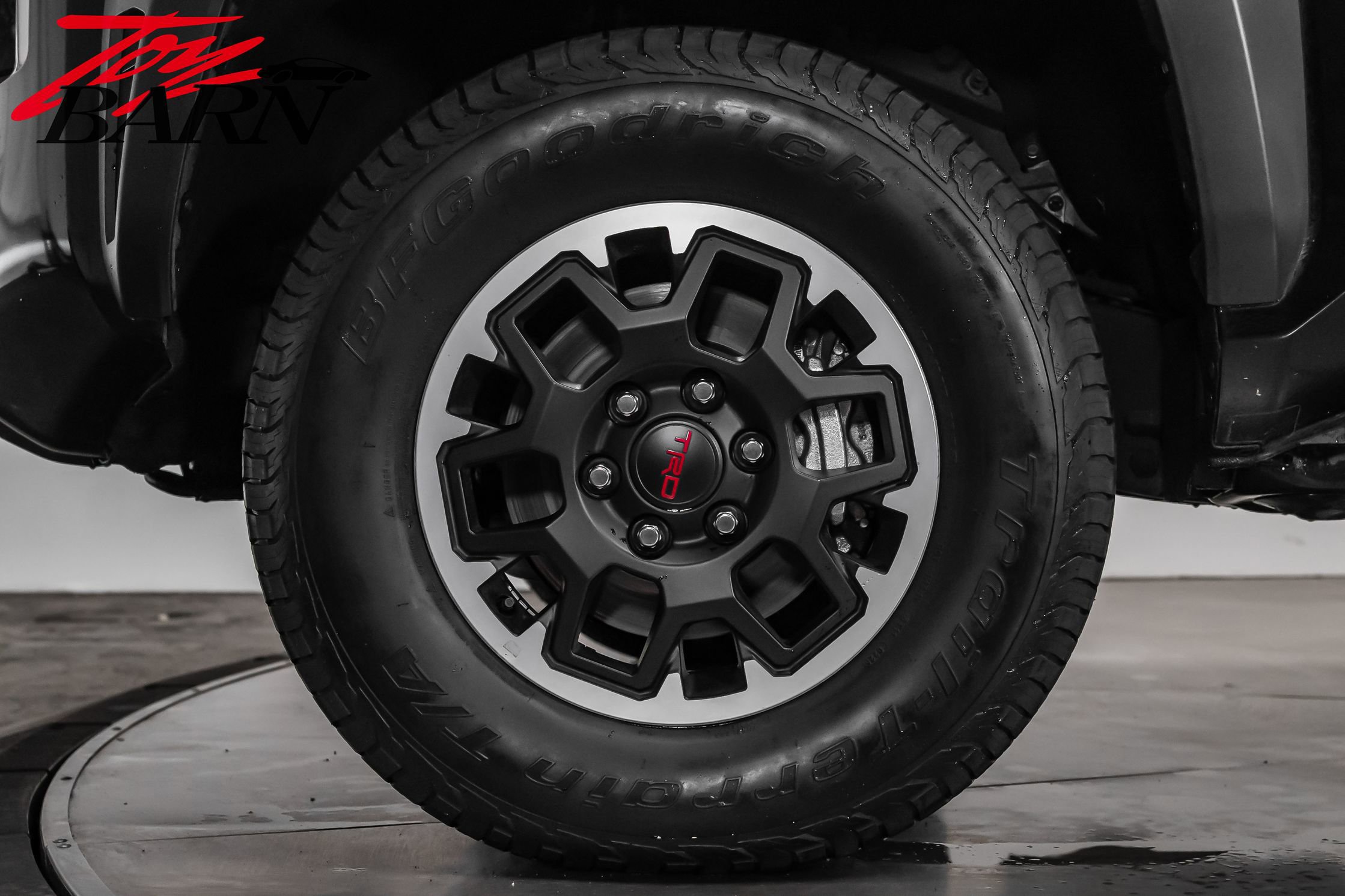 Used 2025 Toyota Tacoma TRD Off-Road image 18