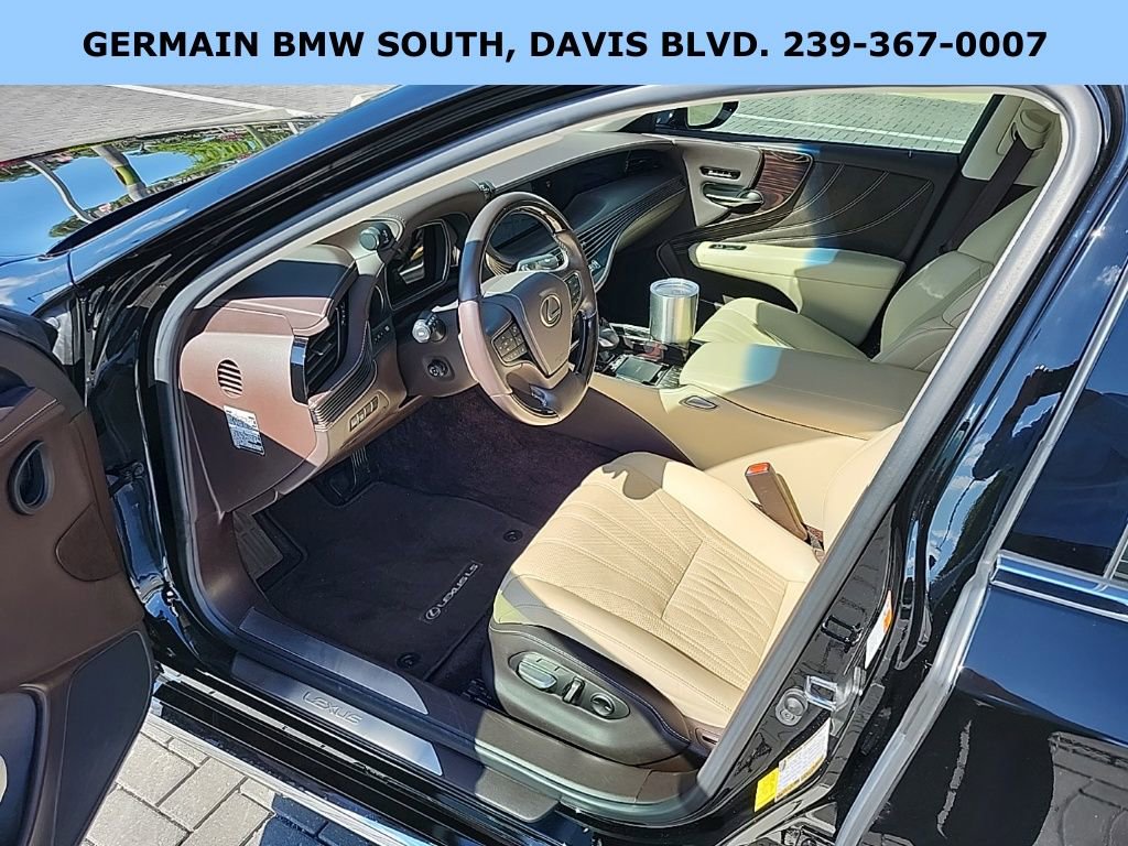 Used 2020 Lexus LS 500 w/ Interior Upgrade Package image 13