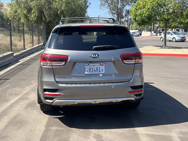 Used 2016 Kia Sorento SX FWD image 13
