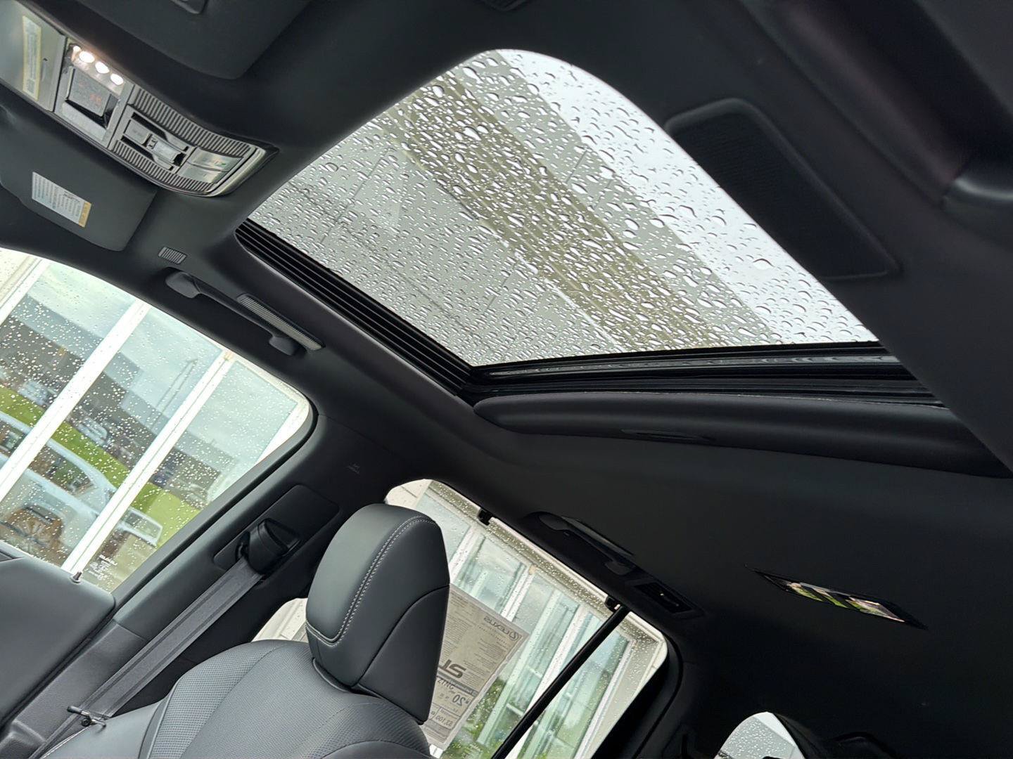 New 2026 Lexus LX 700h Luxury AWD/4WD image 33