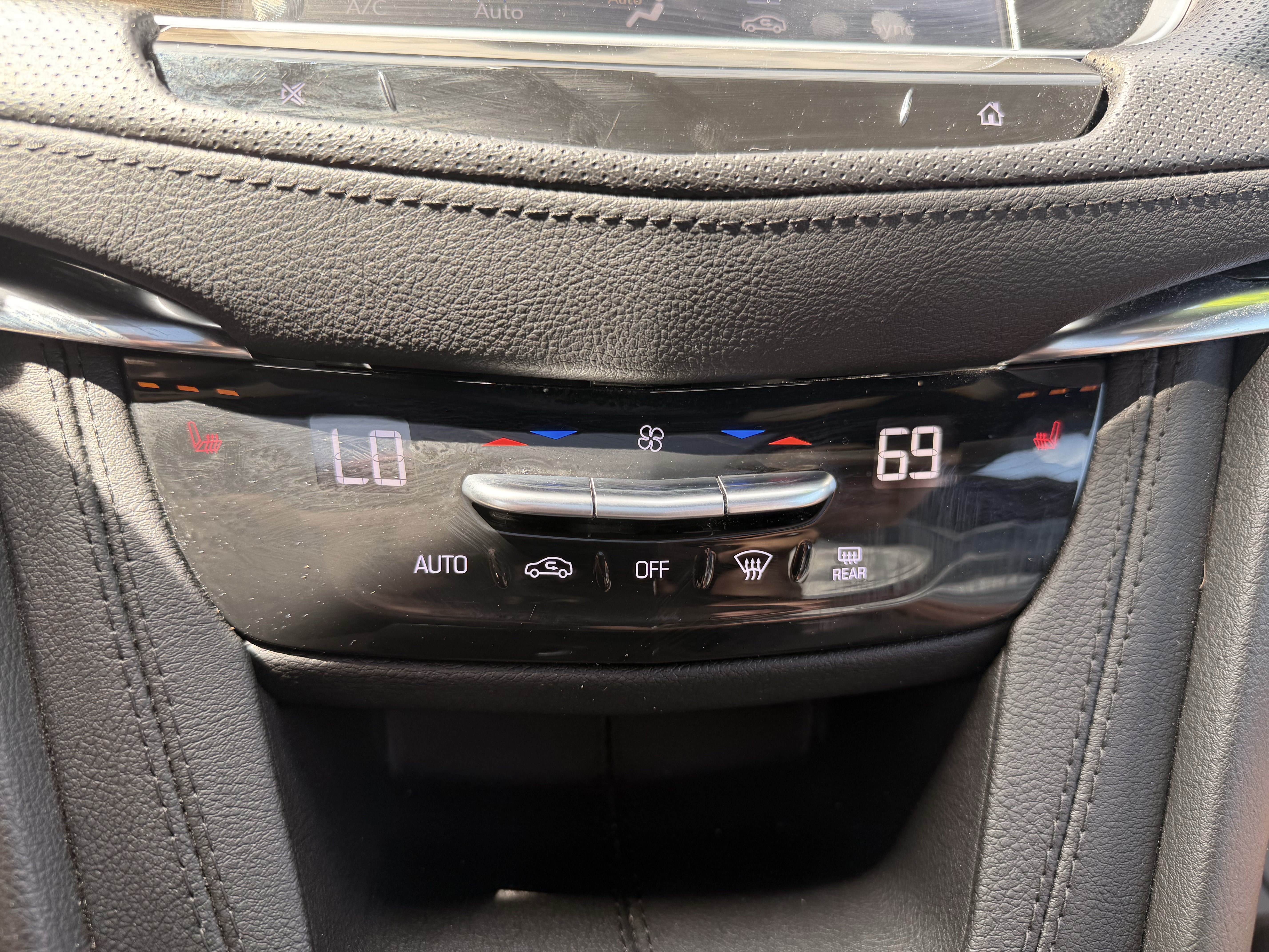 Used 2023 Cadillac XT5 Premium Luxury AWD/4WD image 17