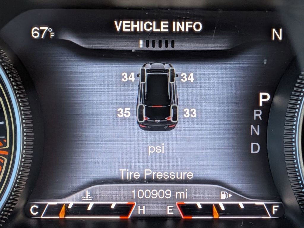 Used 2014 Jeep Cherokee Limited w/ Luxury Group AWD/4WD image 24
