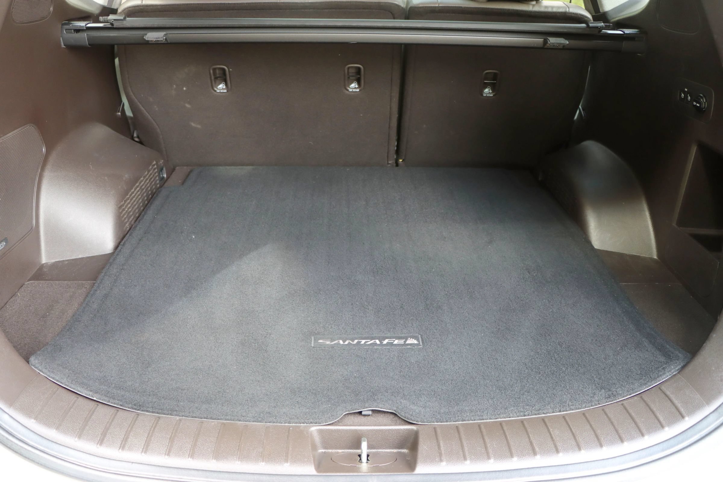 Used 2020 Hyundai Santa Fe SEL w/ Cargo Package FWD image 24