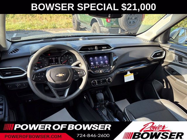Used 2023 Chevrolet TrailBlazer LT w/ Convenience Package AWD/4WD image 11