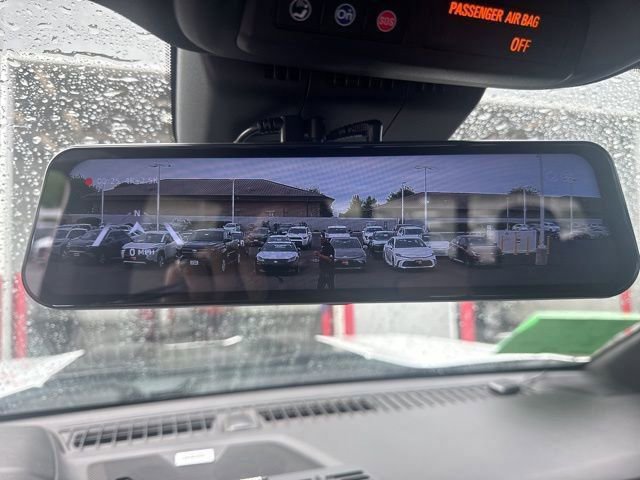 Used 2024 Chevrolet Colorado ZR2 w/ Technology Package image 17