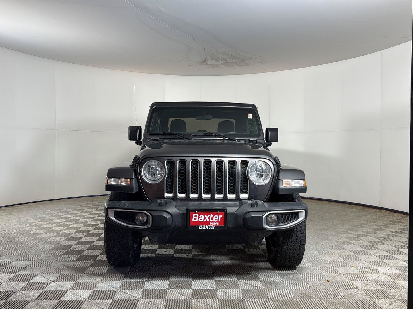 Used 2021 Jeep Gladiator Overland w/ Trailer Tow Package AWD/4WD image 5