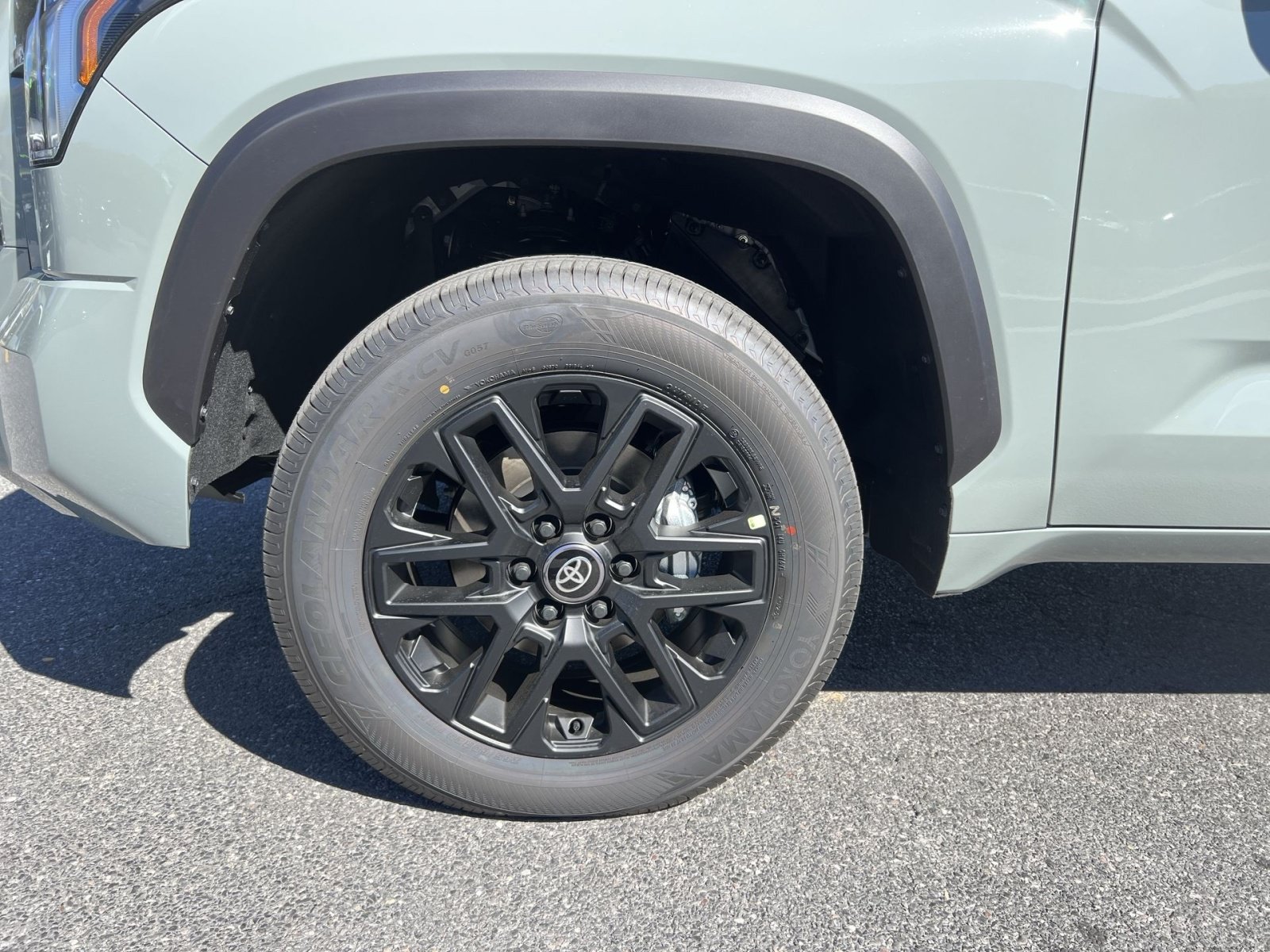 New 2026 Toyota Tundra Limited AWD/4WD image 12