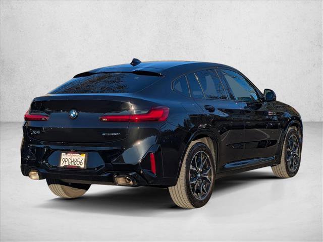 Used 2025 BMW X4 xDrive30i w/ Premium Package image 5