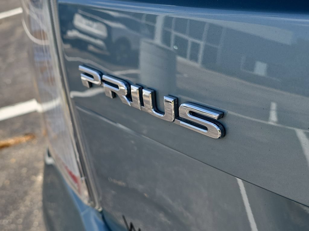 Used 2015 Toyota Prius Two FWD image 30