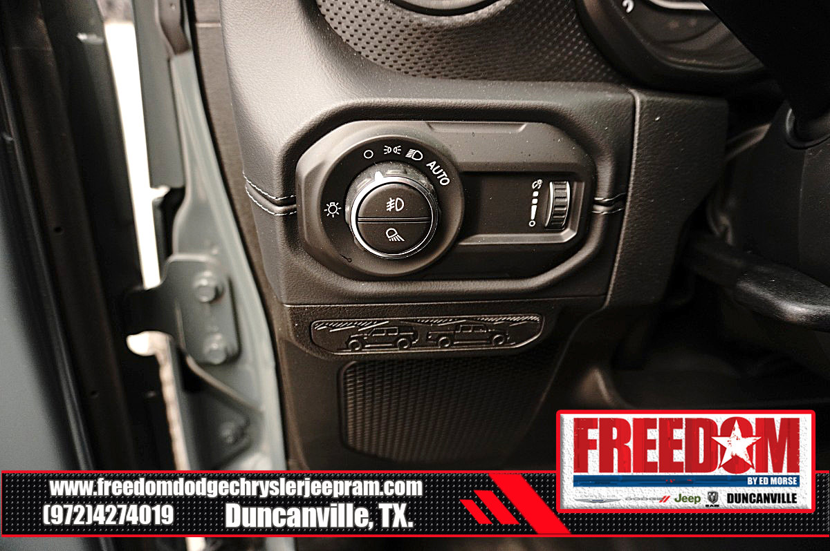 New 2026 Jeep Gladiator Rubicon AWD/4WD image 25