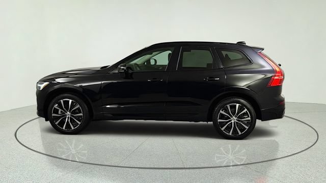 Certified 2024 Volvo XC60 B5 Plus w/ Protection Package Premier AWD/4WD image 4