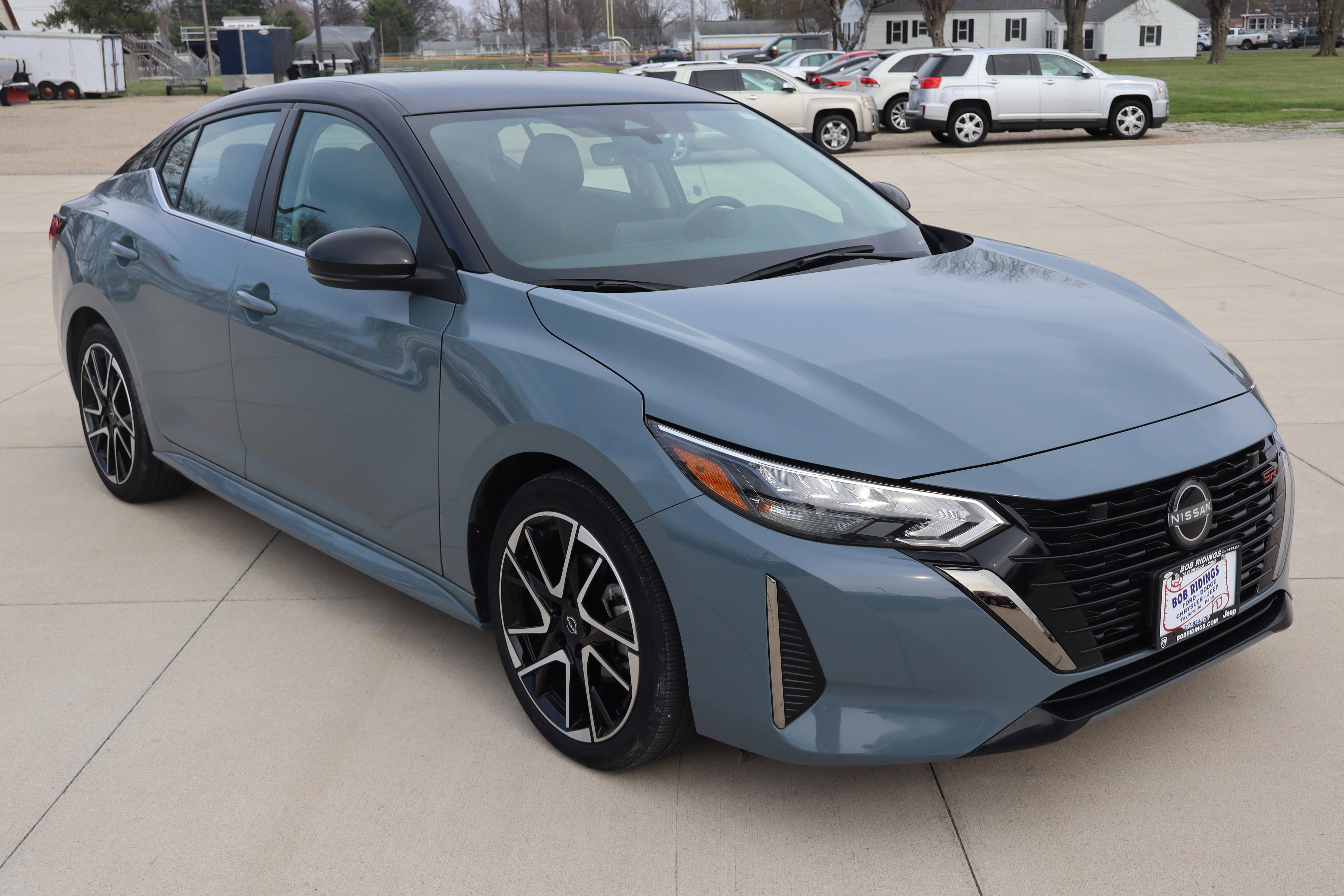 Used 2024 Nissan Sentra SR w/ Trunk Package image 3