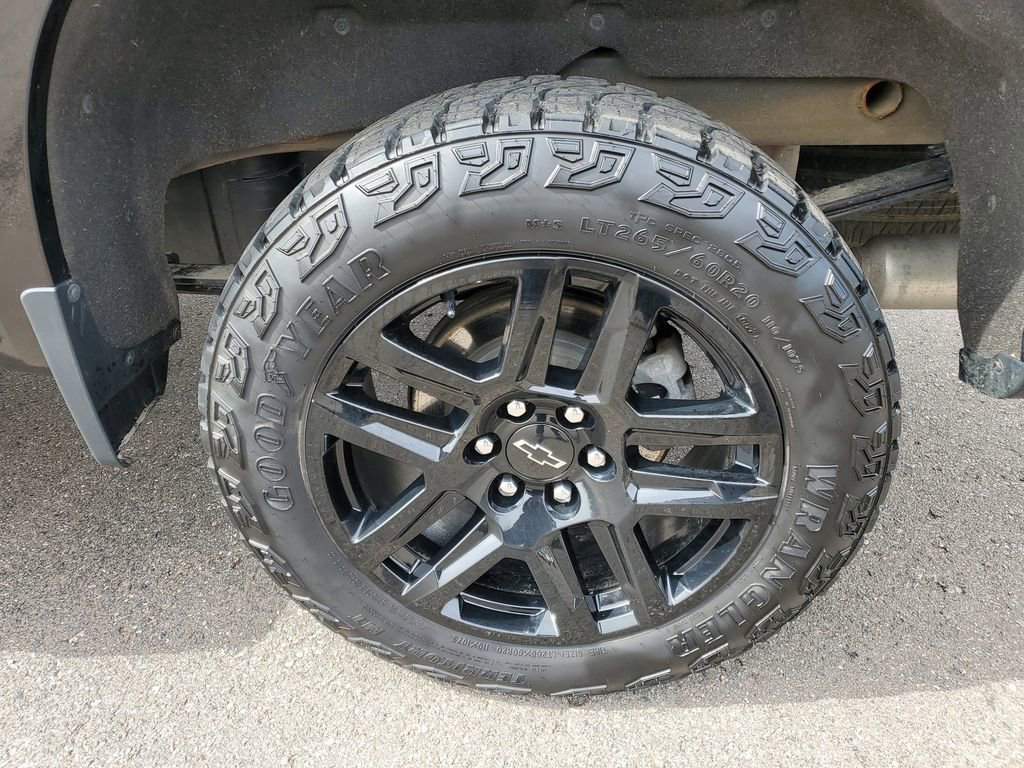 Used 2022 Chevrolet Silverado 1500 LT Trail Boss w/ Bed Protection Package image 31