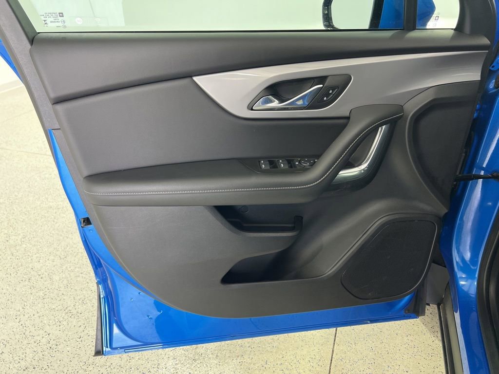 Used 2024 Chevrolet Blazer LT w/ LPO, Floor Liner Package FWD image 19