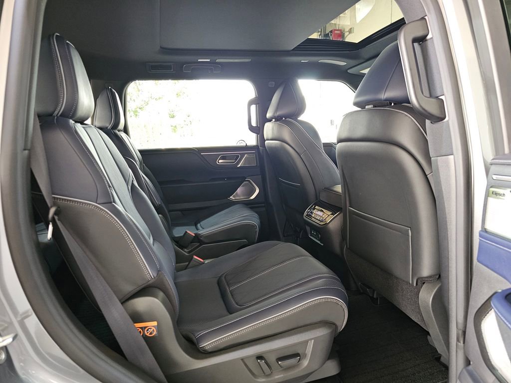 New 2026 INFINITI QX80 4WD image 31