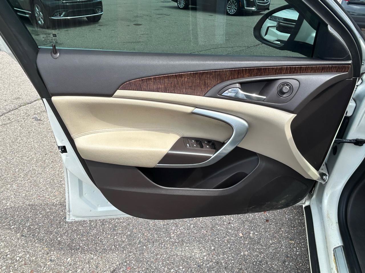 Used 2013 Buick Regal Premium FWD image 14