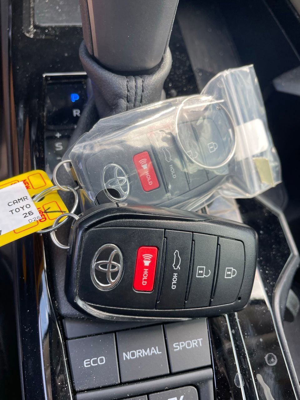 Used 2026 Toyota Camry XLE AWD/4WD image 12