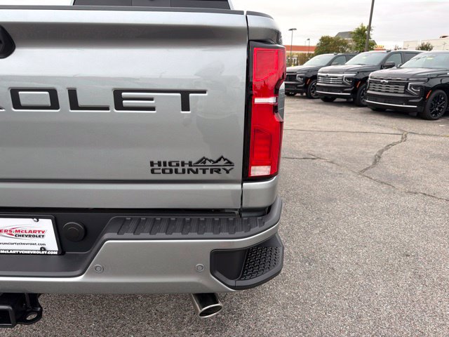 New 2026 Chevrolet Silverado 2500 High Country w/ LPO, Dark Essentials Package AWD/4WD image 38