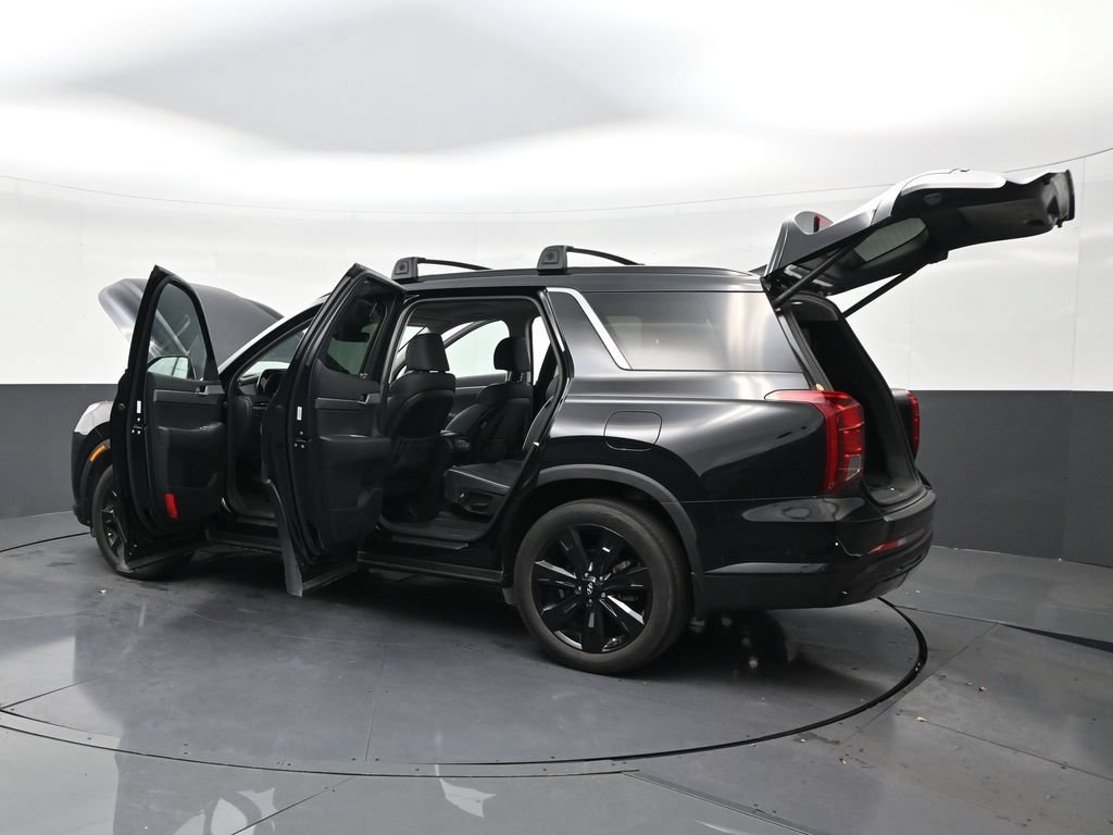 Used 2023 Hyundai Palisade XRT w/ Cargo Package AWD/4WD image 31