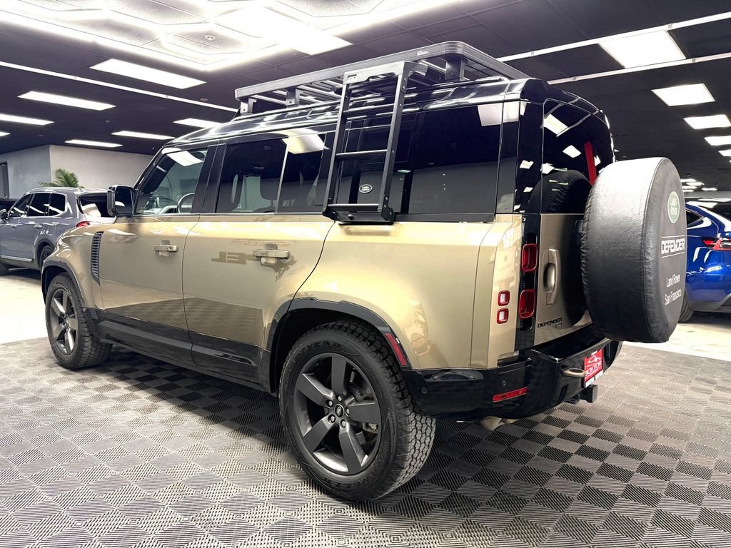 Used 2022 Land Rover Defender 110 X-Dynamic HSE AWD/4WD image 9