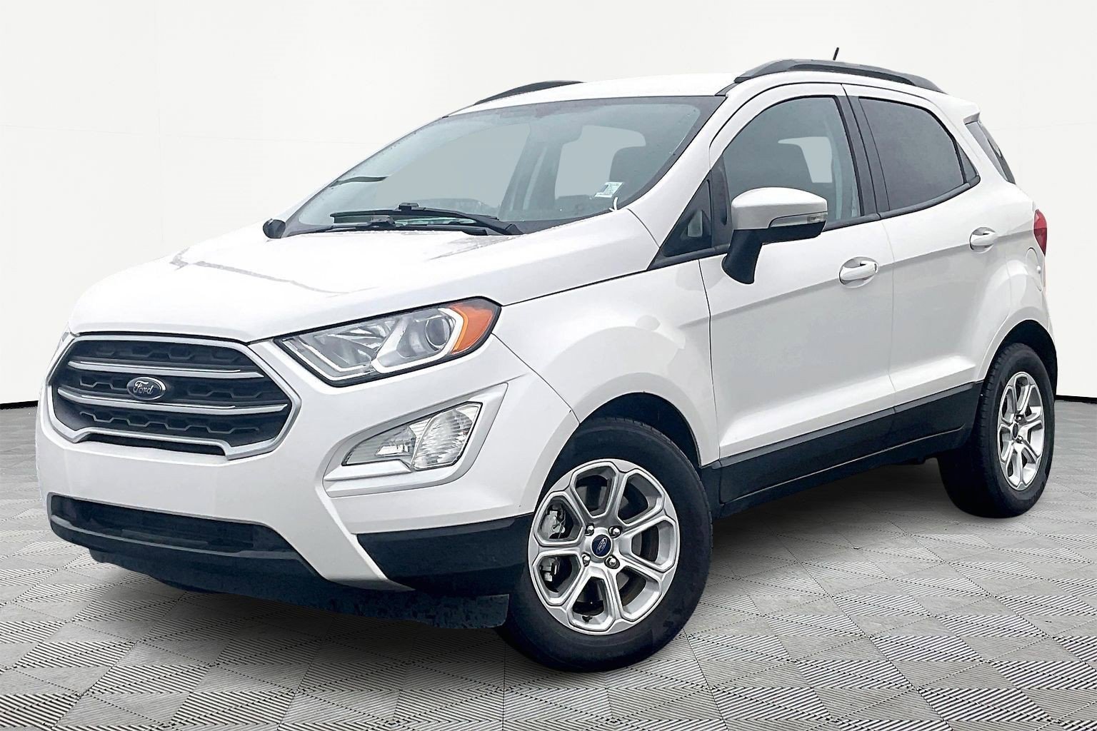 Used 2021 Ford EcoSport SE image 2