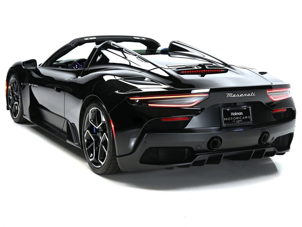 Used 2023 Maserati MC20 Spyder RWD image 5