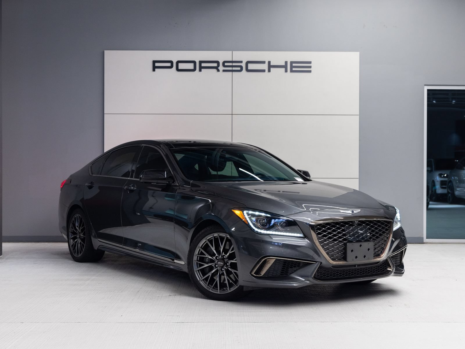 Used 2020 Genesis G80 3.3T Sport RWD image 9