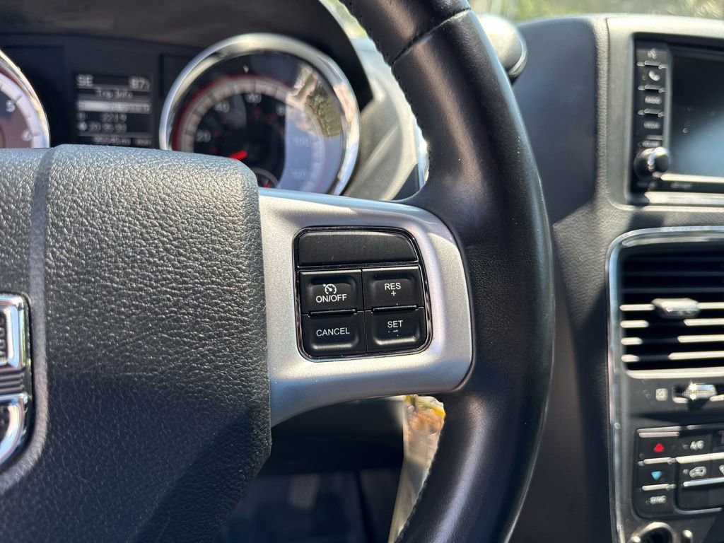Used 2016 Dodge Grand Caravan R/T FWD image 15