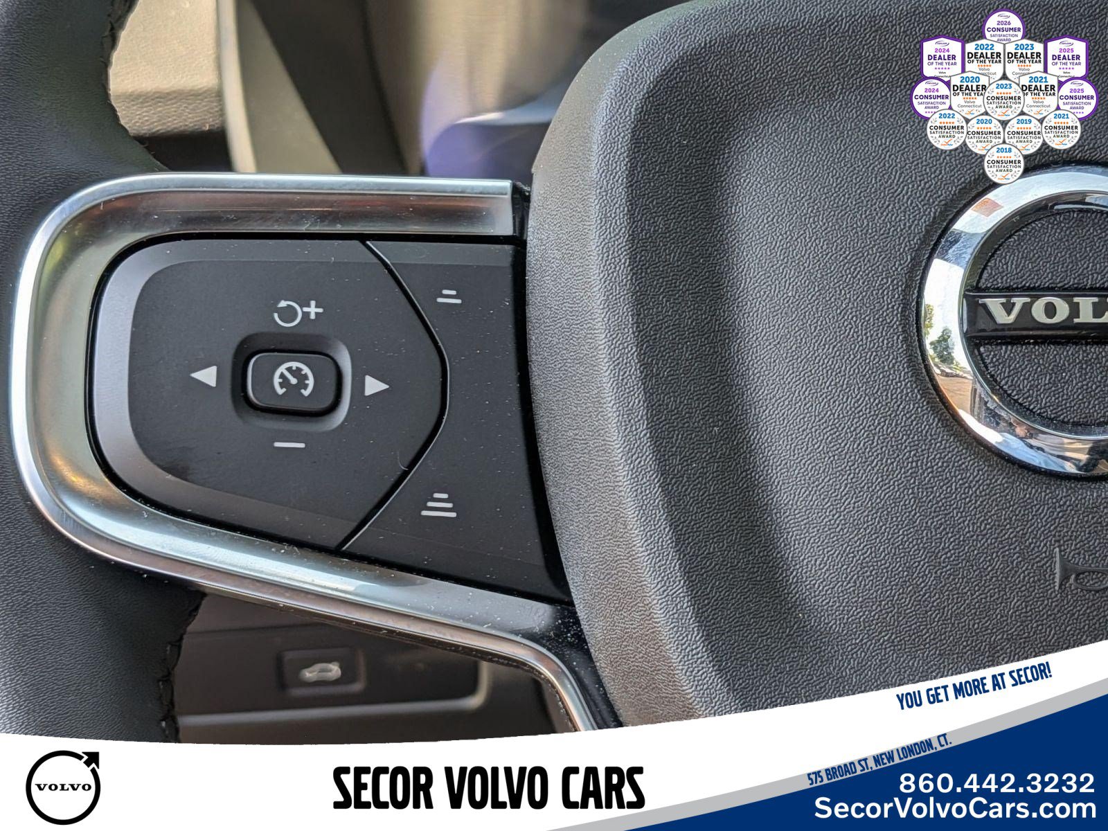 Used 2023 Volvo C40 P8 Recharge Ultimate w/ Protection Package Premier AWD/4WD image 19