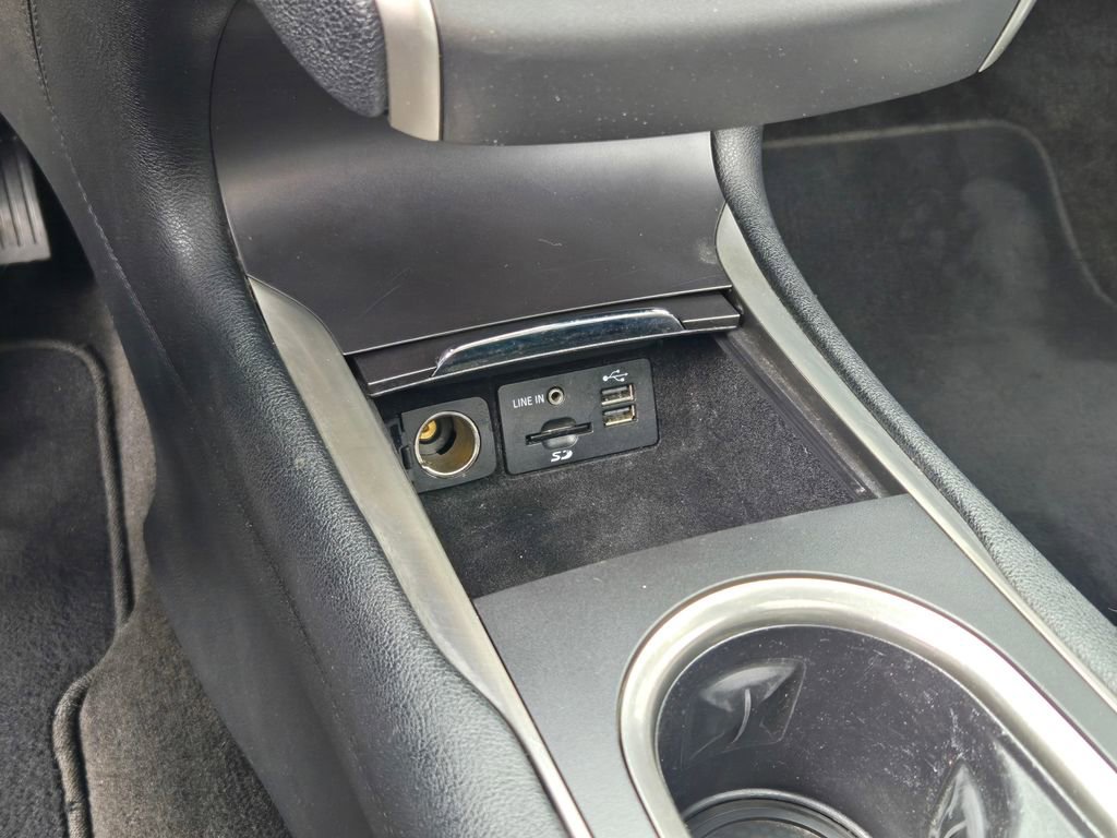 Used 2015 Lincoln MKC AWD w/ Equipment Group 102A Reserve image 40