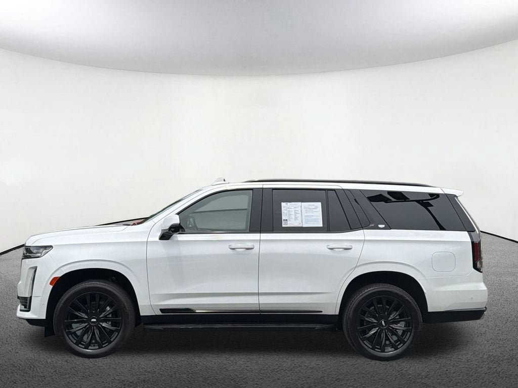 Certified 2024 Cadillac Escalade Premium Luxury AWD/4WD image 18