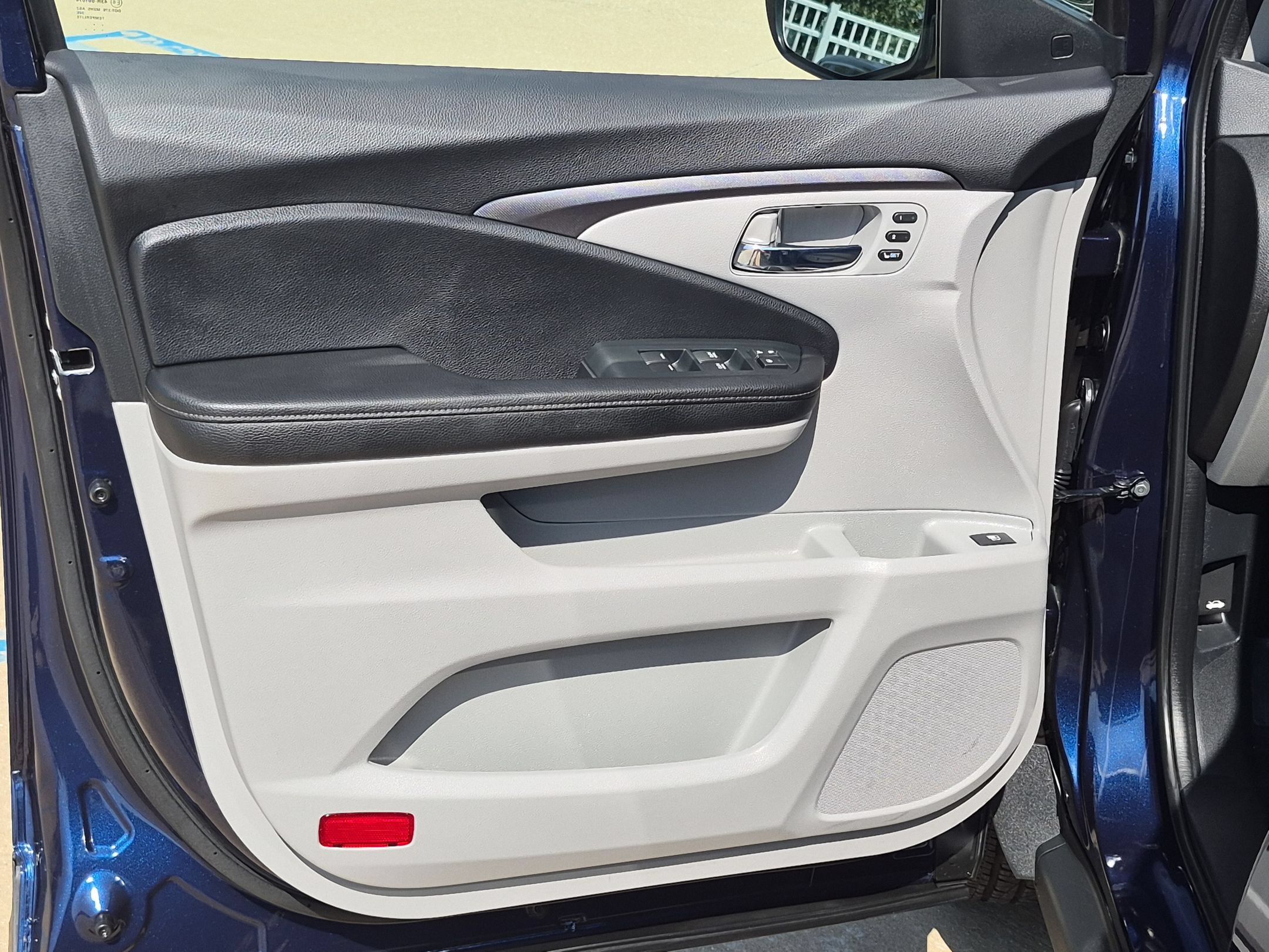 Certified 2023 Honda Ridgeline RTL image 12