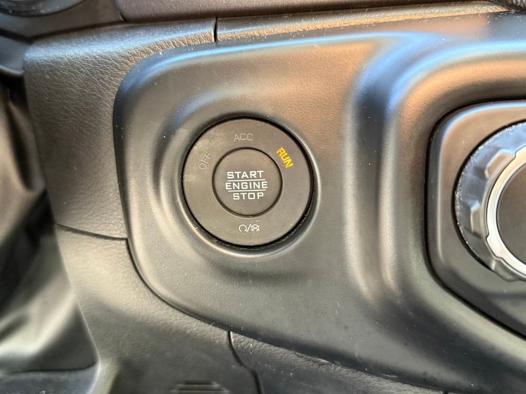Used 2022 Jeep Gladiator Mojave w/ LED Lighting Group AWD/4WD image 20