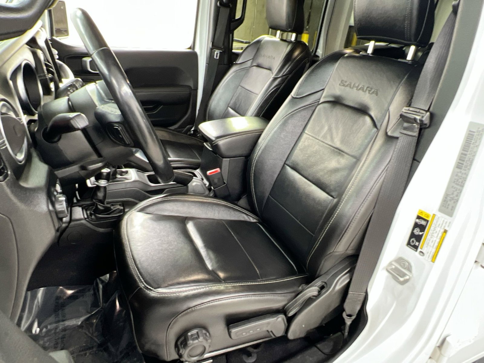 Used 2020 Jeep Wrangler Unlimited Sahara image 4