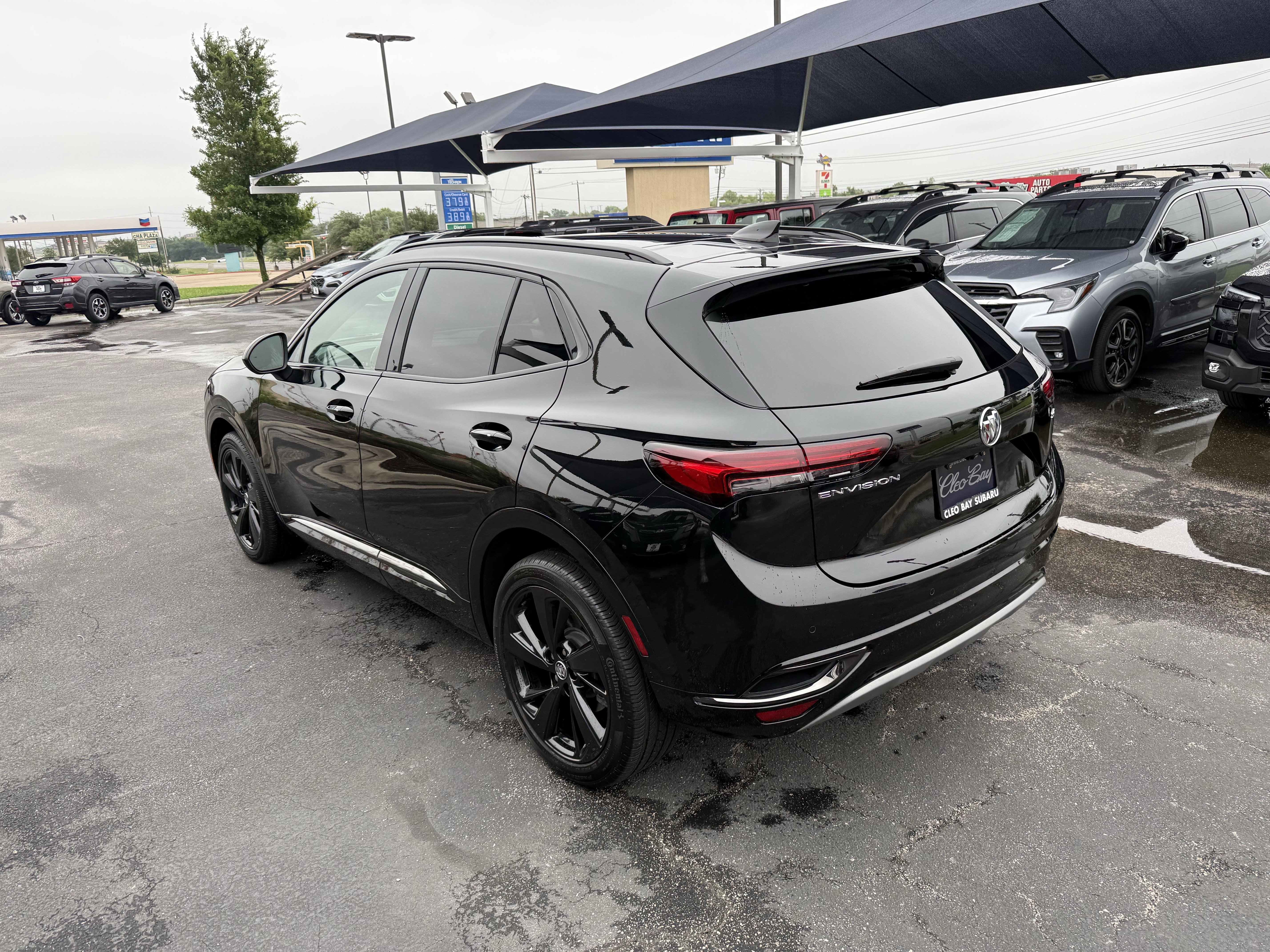 Used 2023 Buick Envision Essence w/ Sport Touring Package FWD image 5
