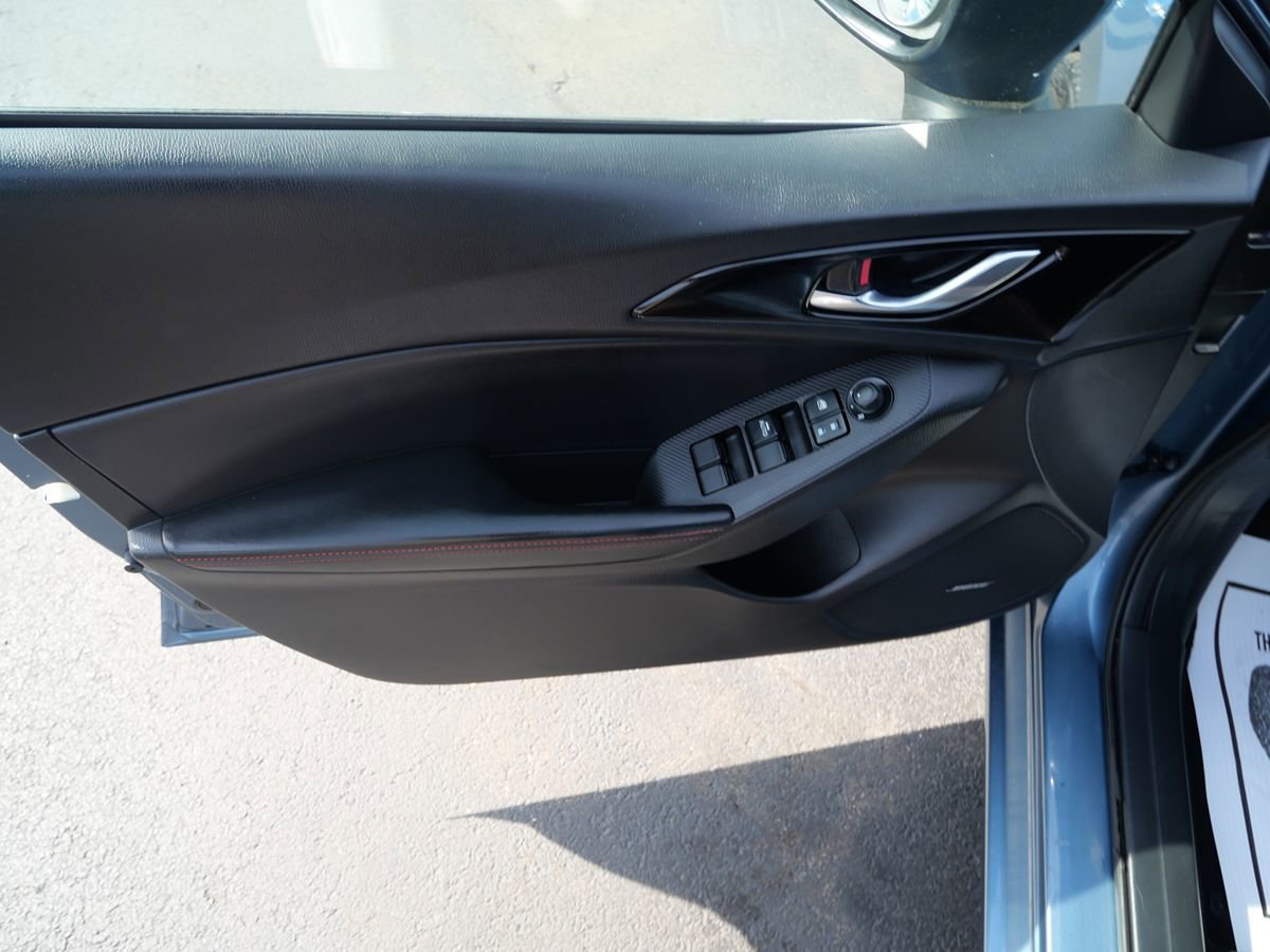 Used 2014 MAZDA MAZDA3 s Touring FWD image 17