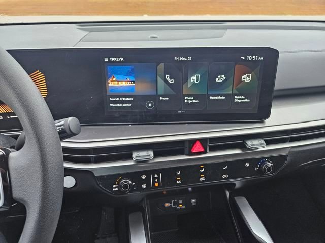 Used 2024 Kia Sorento LX image 17