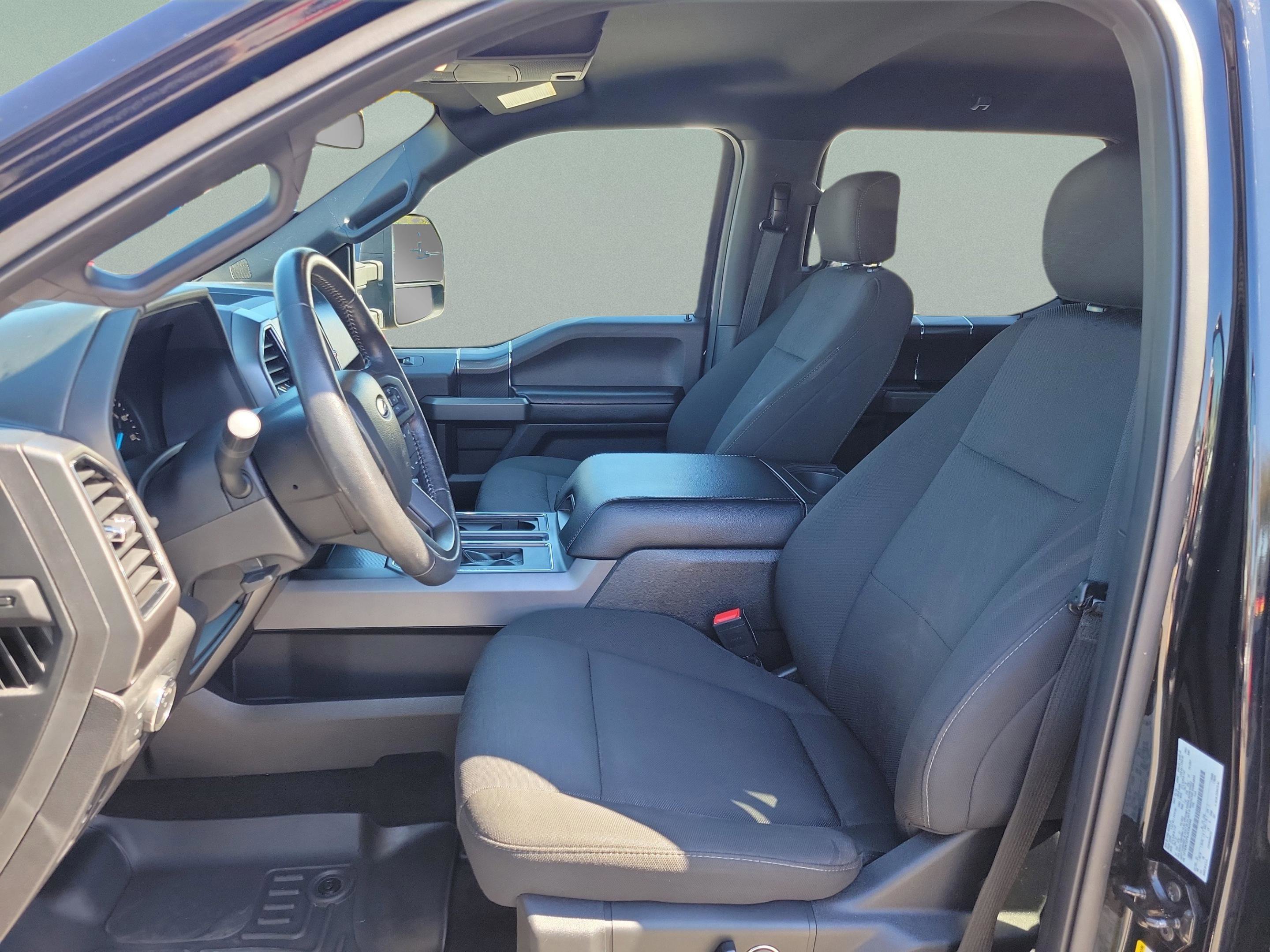 Used 2018 Ford F150 XLT w/ Equipment Group 302A Luxury image 8