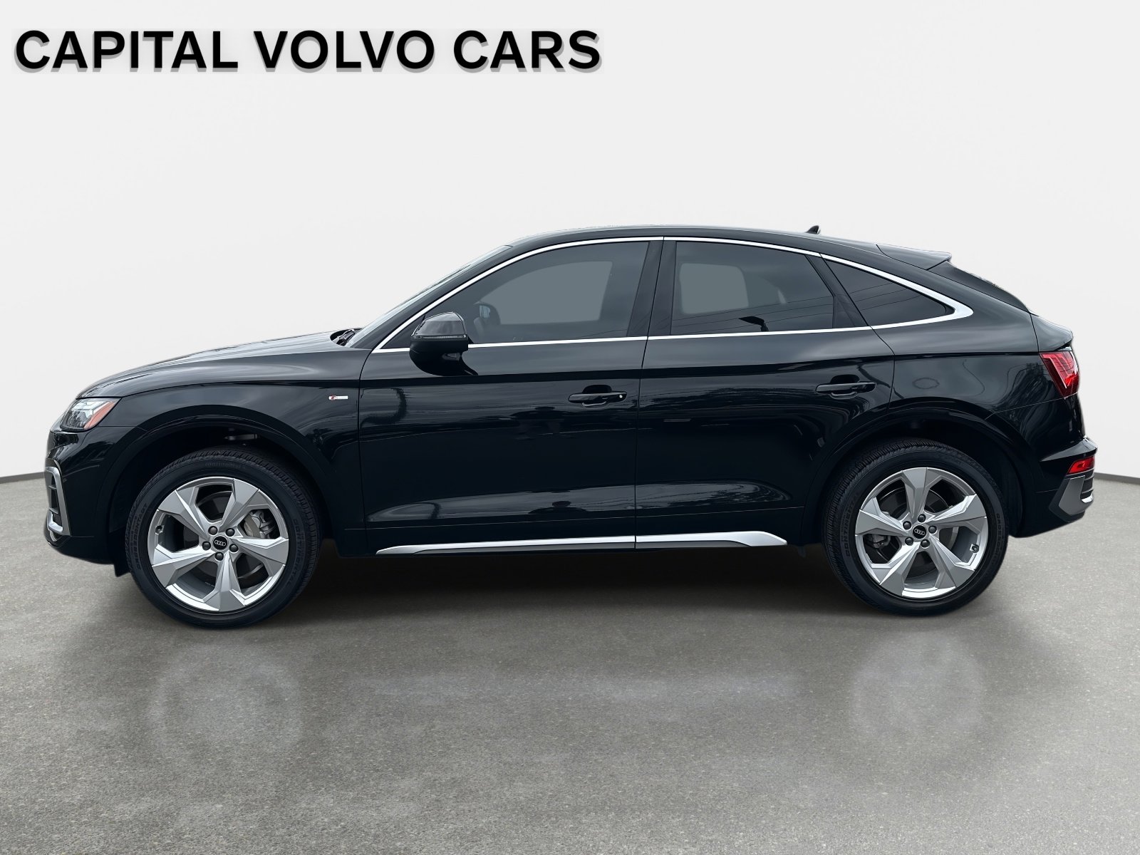 Used 2023 Audi Q5 2.0T Premium Plus w/ Premium Plus Package image 2
