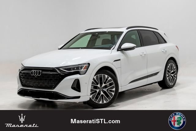 Used 2024 Audi Q8 e-tron Premium Plus image 1