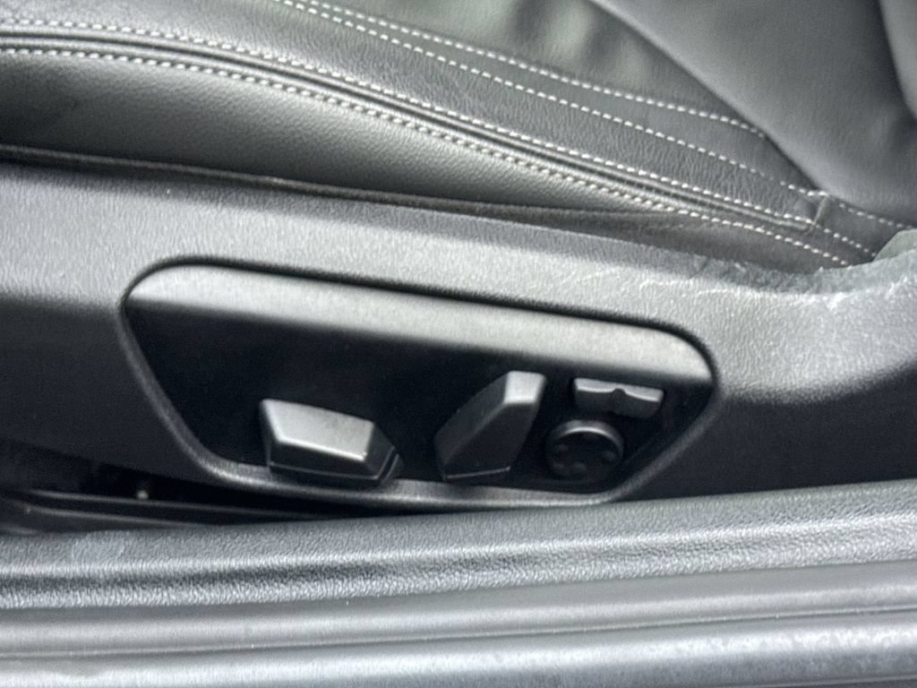 Used 2019 BMW Z4 sDrive30i w/ M Sport Package RWD image 14