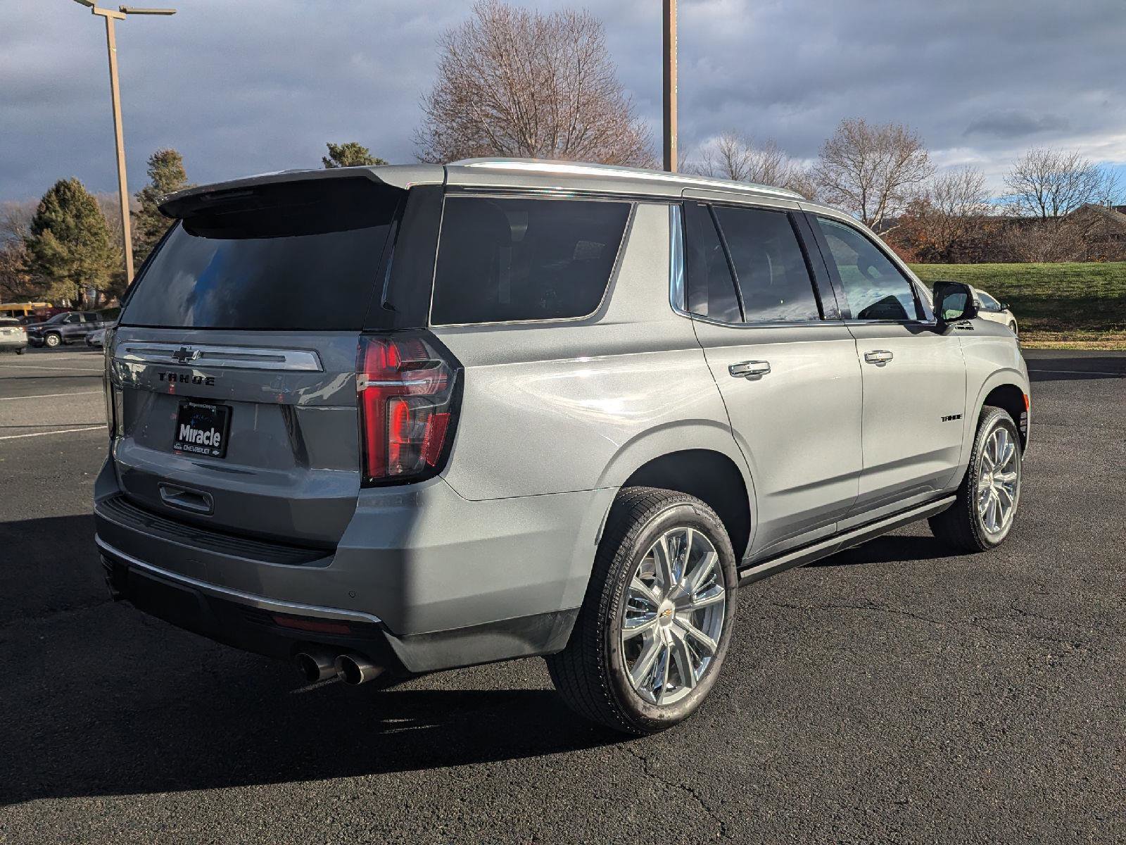 Used 2024 Chevrolet Tahoe High Country image 9